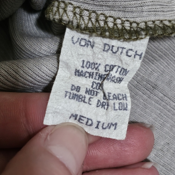 NWOT Von Dutch Deconstructed Camo Top Ribbed Scoop Neck Baby Tee Y2K 2000s Style - Picture 5 of 8